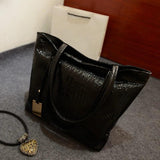 Women's Crocodile Pattern Handbag Large Capacity Shoulder Bag