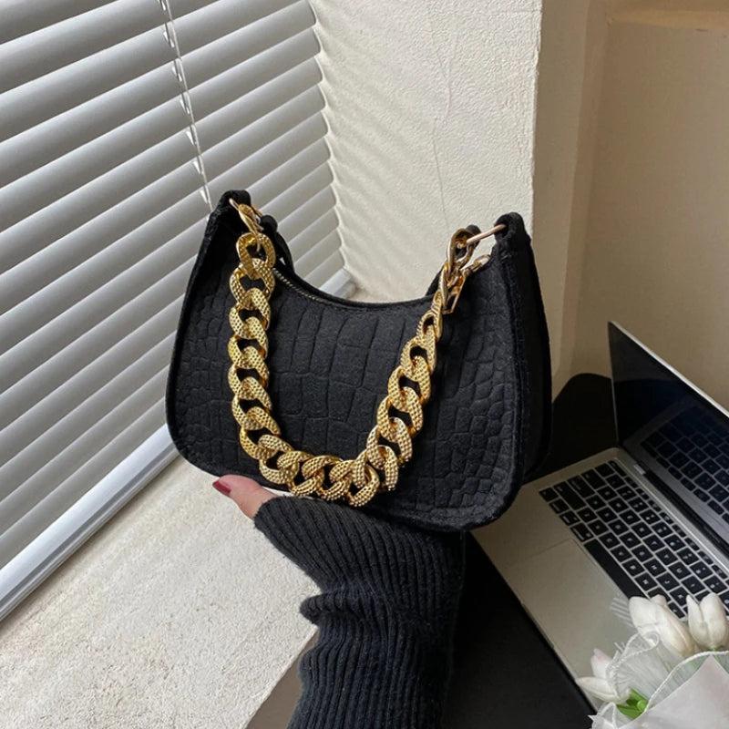 Metal Chain Shoulder Bag for Women Office Party Diamond Clutch Bags