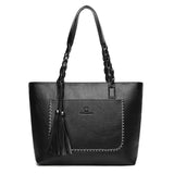 Women's Tassel Bag Large Capacity Shoulder Bag Retro Style