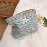 Sweet and Fresh Oil Painting Cotton Storage Bag