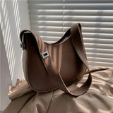 Autumn Retro Single Shoulder Messenger Bag