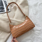 Retro Women's Totes Shoulder Bag PU Leather Handbag with Chain