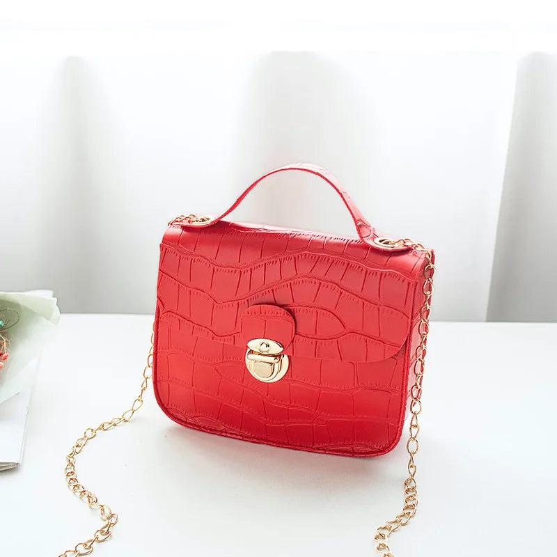Crocodile Pattern Small Chain Handbag