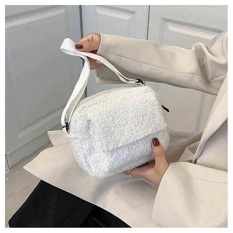 Plush Fabric Women's Crossbody Bag Lambs Wool Fluffy Fur