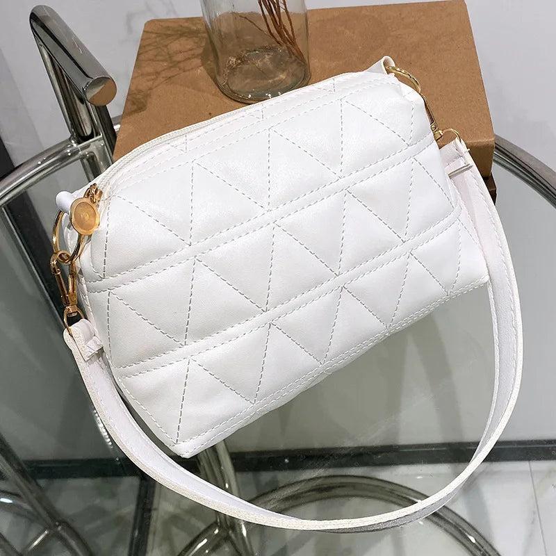 Embroidered Bag Chain Small Fresh Messenger Bag