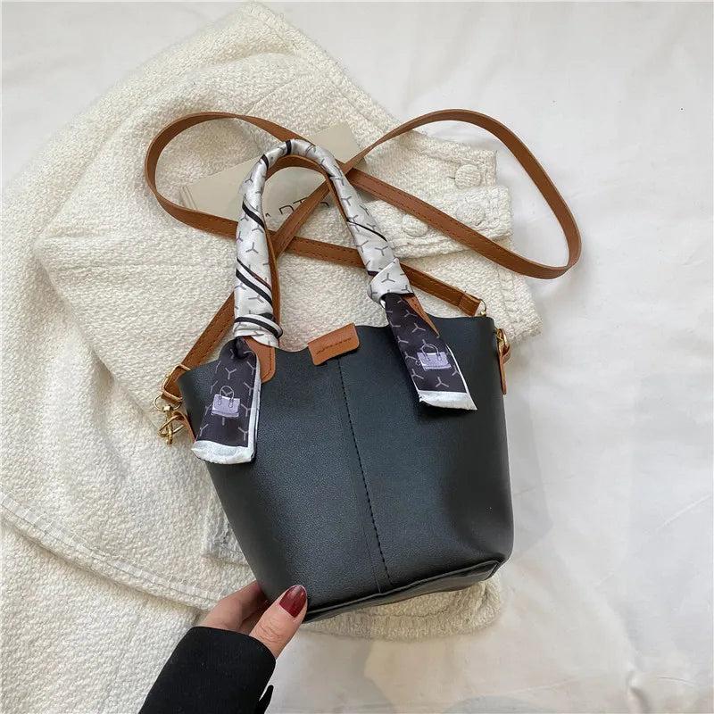 Retro Bucket Bag Texture Shoulder Messenger Bag