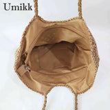 Large Capacity Beach Tote for Seaside Holiday