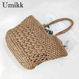 Large Capacity Beach Tote for Seaside Holiday