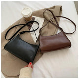 Retro One Shoulder Armpit Bag Women Crossbody Personalized