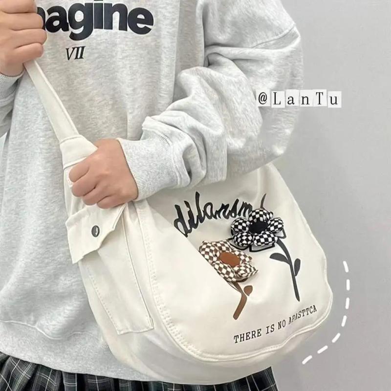 Canvas Messenger Bag Japanese Retro Versatile Students School Bags Women Handbag