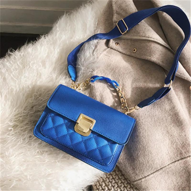 Women's Rhombic Chain Messenger Bag