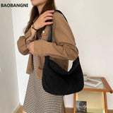 Women's Large Capacity Knitting Shoulder Bag