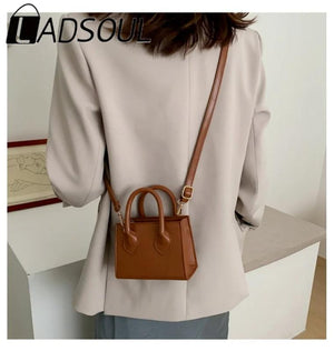 LADSOUL Retro Solid Handbags Women Personality Messenger Bag Mini Shoulder Bag