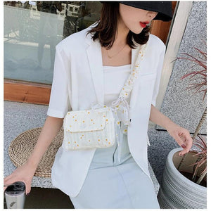 Women Canvas Shoulder Bag Daisy Print Messenger Bag