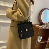 Vintage Houndstooth Shoulder Bag for Women