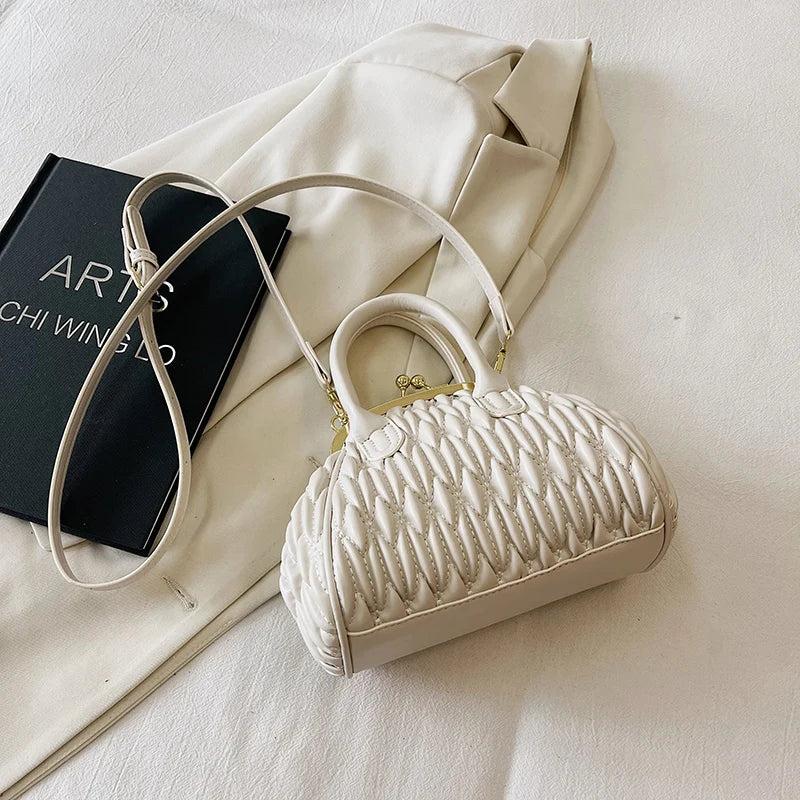 Shell Handbag Shoulder Bag For Women Clip Crossbody Bag Quilted Lady Bag