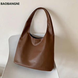 Retro Leather Tote Bag for College Students