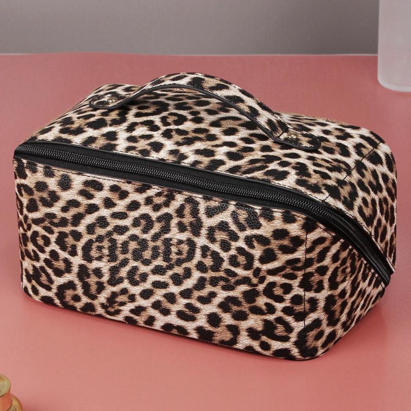 Leopard Print Makeup Bag Large Capacity Soft PU Leather Cosmetic Pouch