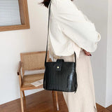 Crocodile Pattern Bucket Bag Vintage Crossbody PU Leather Winter Handbag