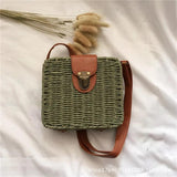 Women's Straw Shoulder Bag for Outing and Beach