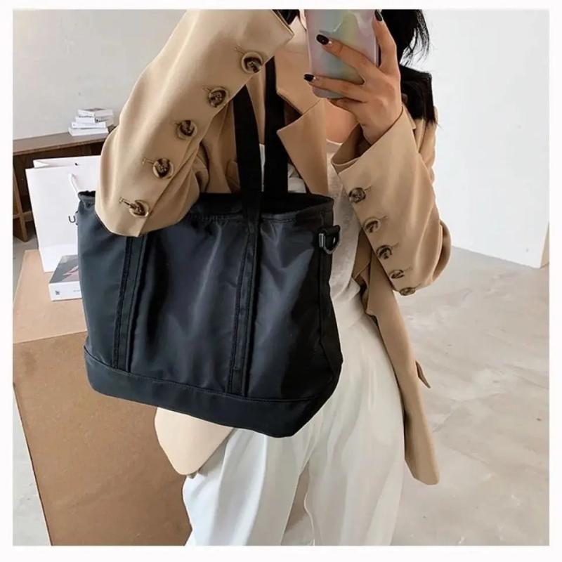 Shoulder Bags Women Large Capacity Gym Fitness Portable Storage Bag