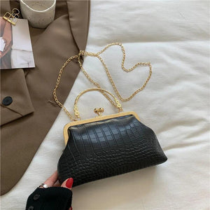 Vintage Chain Shoulder Bag Clip Handbags Solid Pu Leather Crossbody Bags