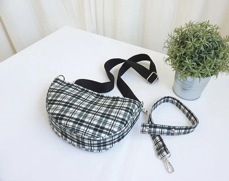 Canvas Saddle Handbag Small Plaid Crescent Shoulder Bag Irregular Hand Bags