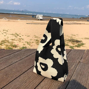 Crochet Flower Wrist Bag Tote with Acrylic Chains