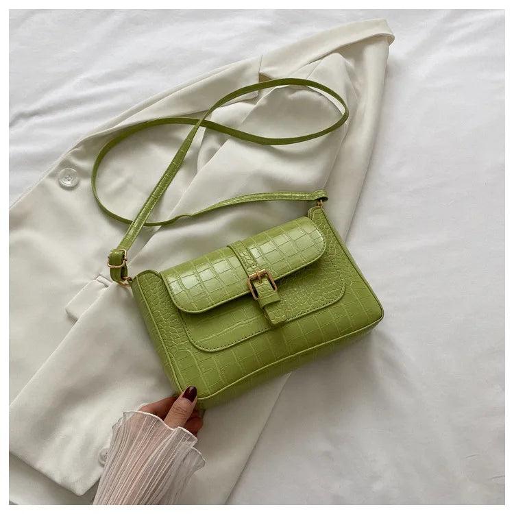 Wild Chain Messenger Bag PU Square Bag B495