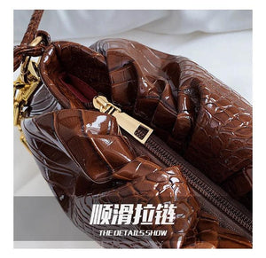 Retro Women Dumplings Messenger Bag Chain Cloud Female Crossbody Shoulder Bag