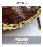 Retro Women Dumplings Messenger Bag Chain Cloud Female Crossbody Shoulder Bag