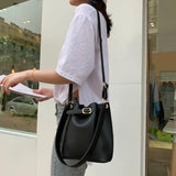 Vintage PU Leather Shoulder Bags Large Capacity Crossbody Bag Totes