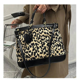 Houndstooth Wool Shoulder Bag Leopard Brown Tote