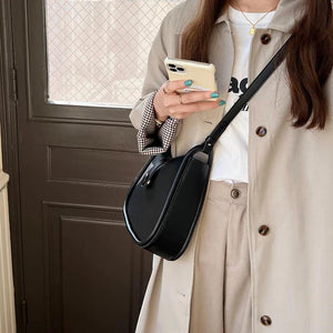 Women Saddle Shoulder Bags Soft Pu Leather Underarm Bag Handbags