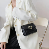 Summer One-Shoulder Bag with Pearl Chain Design