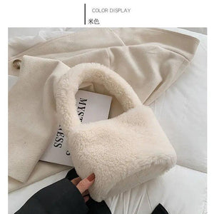 Women Small Plush Tote Handbags Lamb Fabric Wrist Bags