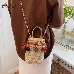 Straw Tassel Shoulder Bag for Summer Vacation