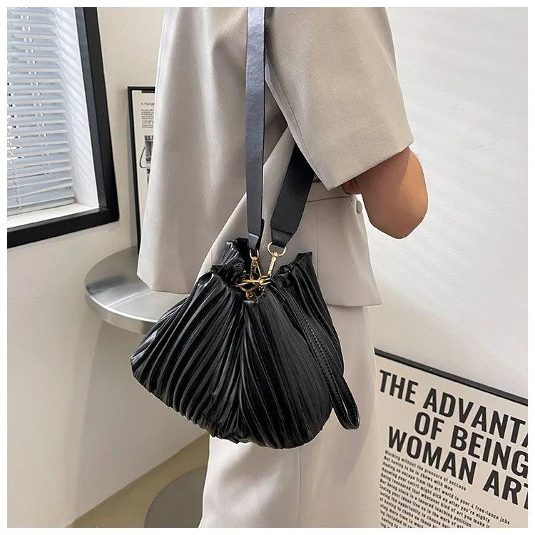 Pleated Bucket Bag Chain Shoulder Bag PU Leather Shoulder Bag Summer
