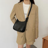 Minimalist Retro Saddle Bag