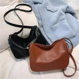 Vintage Women Shoulder Bag Solid Underarm Bags Leisure Ladies Crossbody Bags