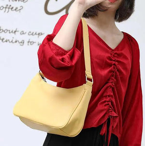 Retro PU Handbag Shoulder Bag Soft Leather Zipper Armpit Bag