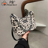Leopard Printed Underarm Bag Soft Plush Handbag