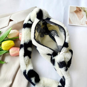 Fluffy Flower Print Shoulder Bag