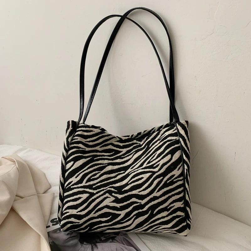 Women's Tote Bag Shoulder Purse Handbag in Black