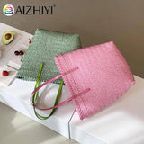 Hand-Woven Straw Shoulder Bag Large Capacity Tote Beach Vacation Shopping