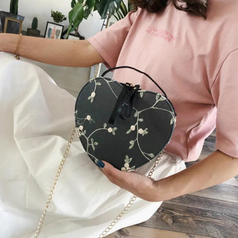Embroidery Handbag Peach Heart Shoulder Bag