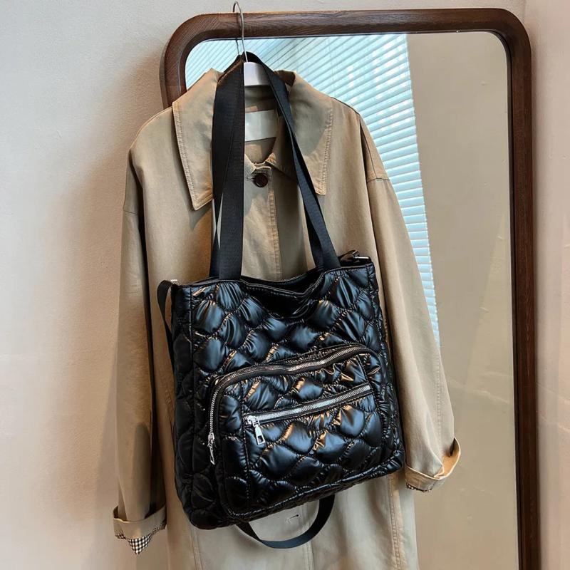 Quilted Messenger Bag Nylon Ladies Crossbody Bag Waterproof Soft Warm