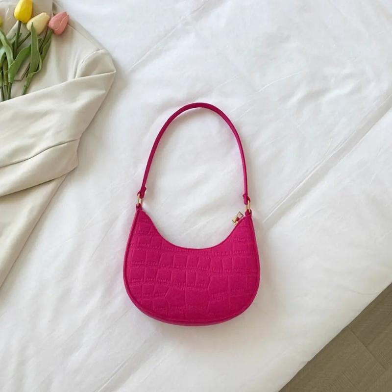 Green Chain Shoulder Pouch Tote Bag