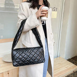 Flap Space Padded Shoulder Bags Quilted Padding Blown bag Large Capacity