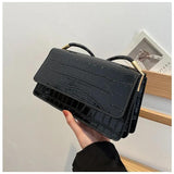 Crocodile Pattern Shoulder Bag for Women - Stylish and Trendy